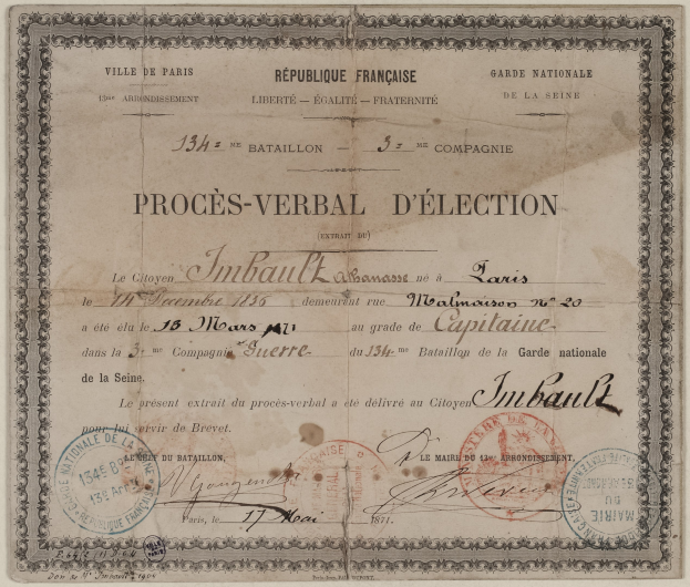 Alter Dokument mit zwei Stempeln, ähnlich einer Wahlurne mit handgeschriebener Text.