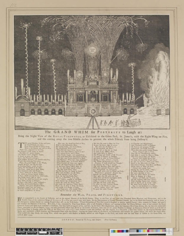Eine Schwarz-Weiß-Illustration eines prächtigen, fantasievollen Gebäudes, das "Royal Fireworks" heißt und dessen rechtes Flügel Feuer gefangen hat, begleitet von Text, in St. James' Green Park.