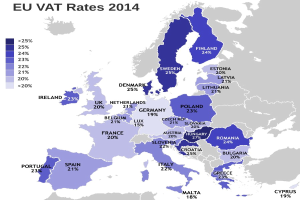 Eine Europakarte, die die EU-Mehrwertsteuer-Sätze für 2014 mit Prozentangaben und Textbeschriftungen zeigt.